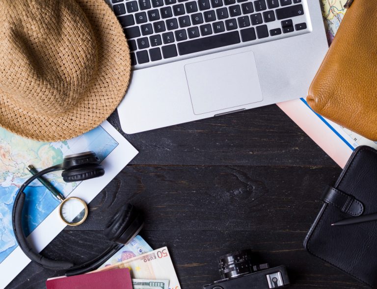 Vivere e lavorare viaggiando: 5 info utili